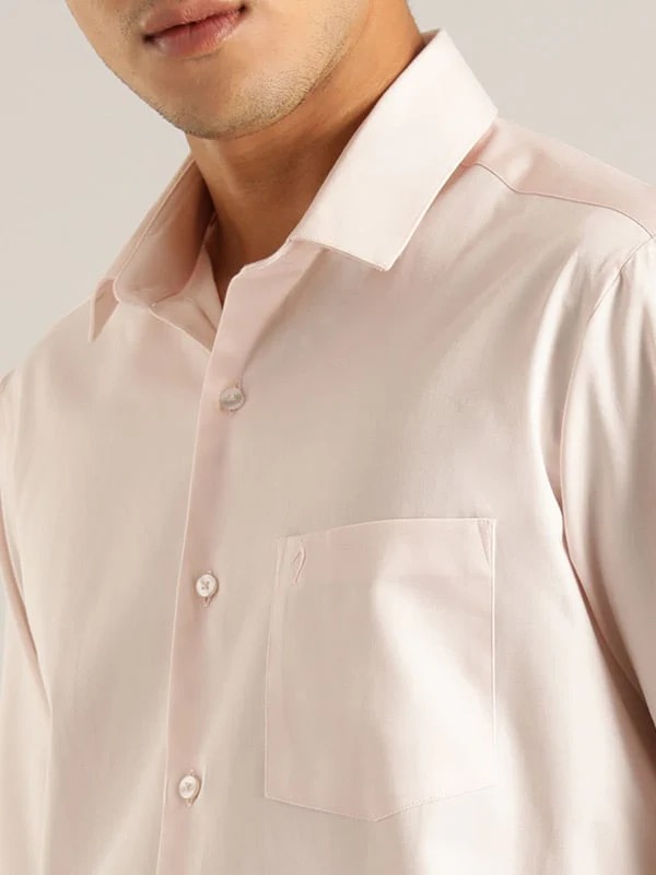 Indian Terrain Men Solid Pink Shirt